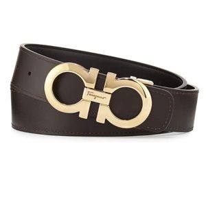 Salvatore Ferrrogamo belt (Gold color)